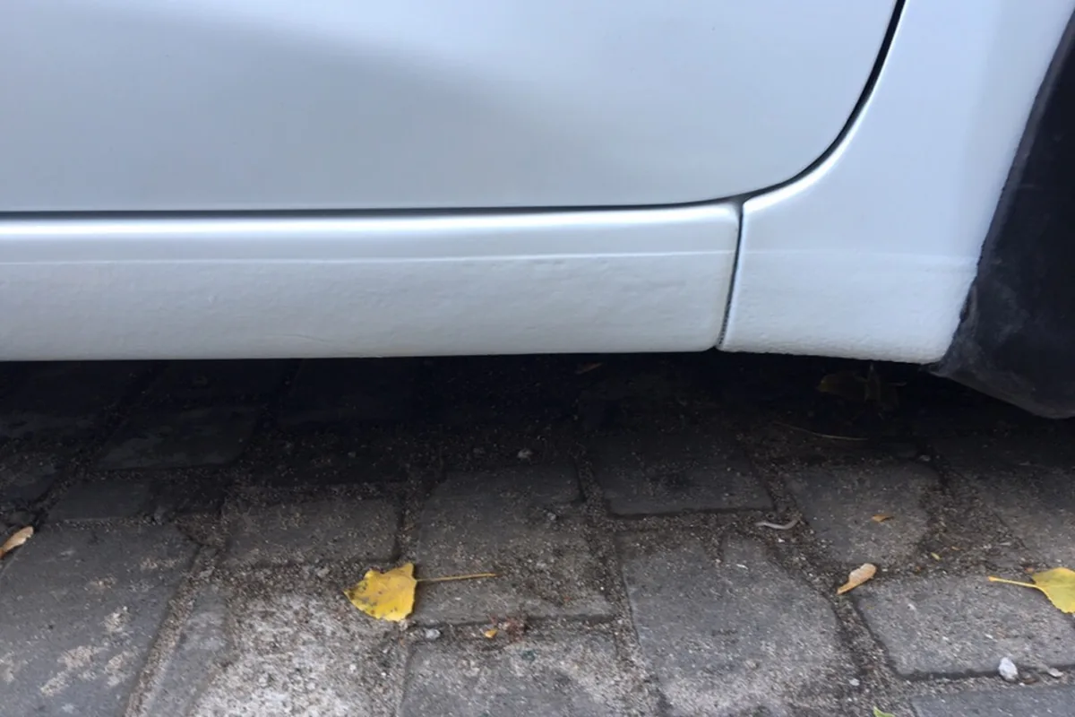 Замятый порог Kia Ceed после ремонта