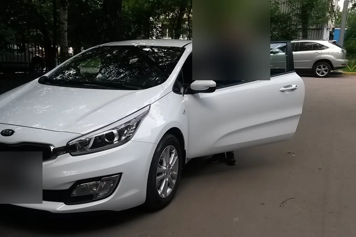 Белый трёхдверный Kia ProCeed JD