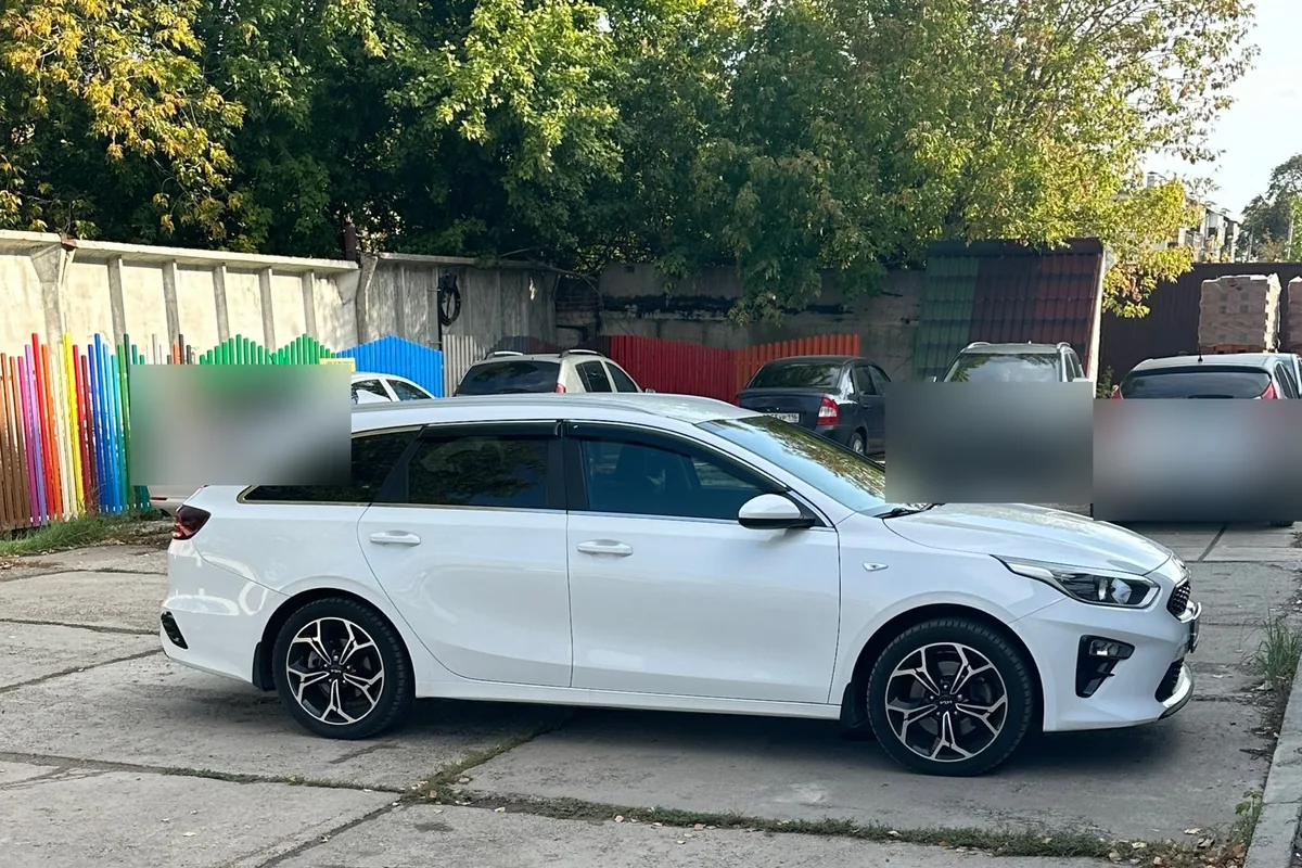 Kia Ceed CD универсал, у которого вибрирует кузов на 60 км/ч