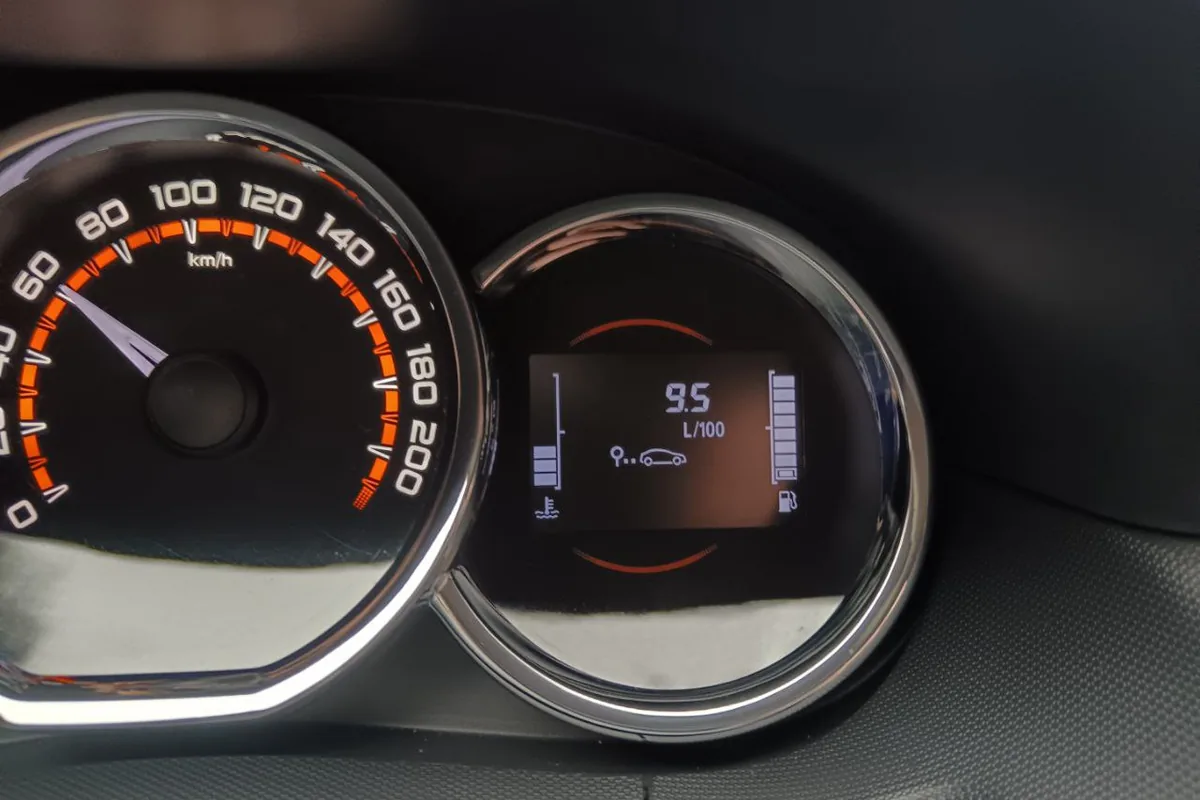 Расход 9,5 л/100 км на Lada Largus с прицепом