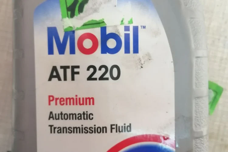 Жидкость Mobil ATF 220 для ГУР Lada Largus