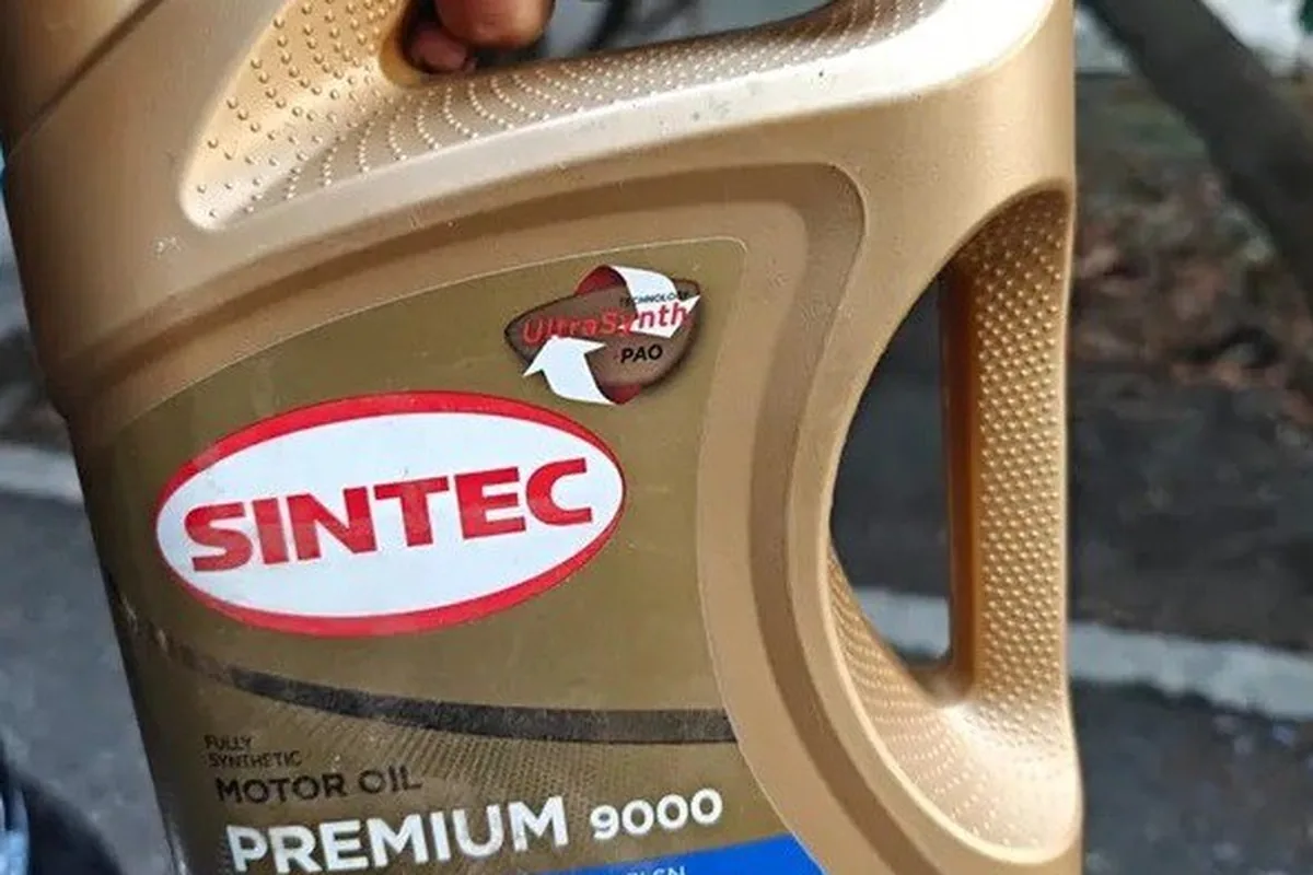 Канистра масла Sintec Premium 9000 5W-30 C3