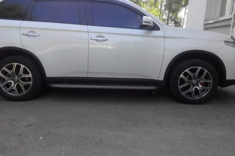 Mitsubishi Outlander 3 на штатной высоте подвески