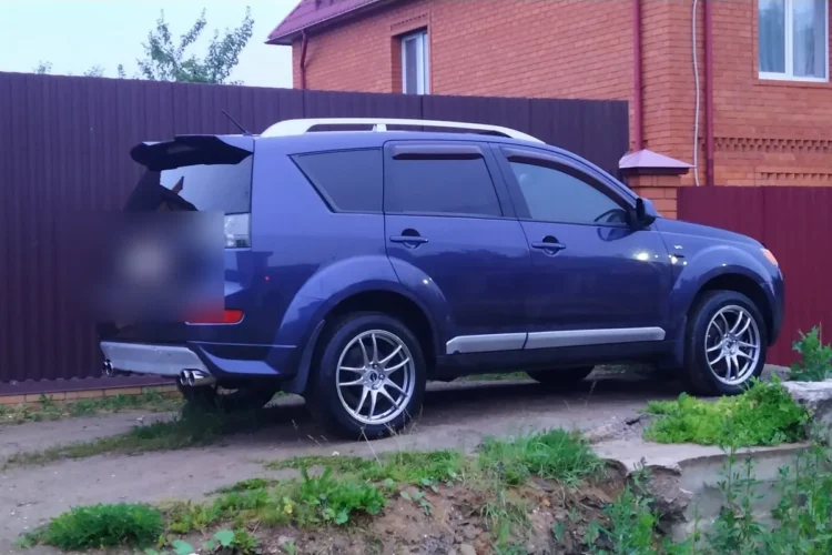 Mitsubishi Outlander XL на 18-дюймовых дисках 8J