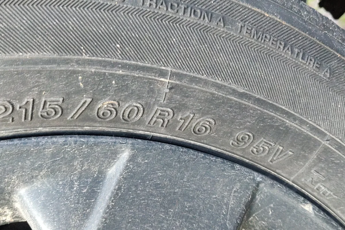 Маркировка летней шины 215/60 R16 на Аутлендер XL