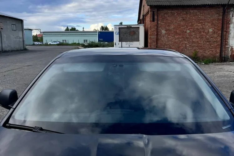 Новое лобовое NordGlass на Skoda Octavia A5