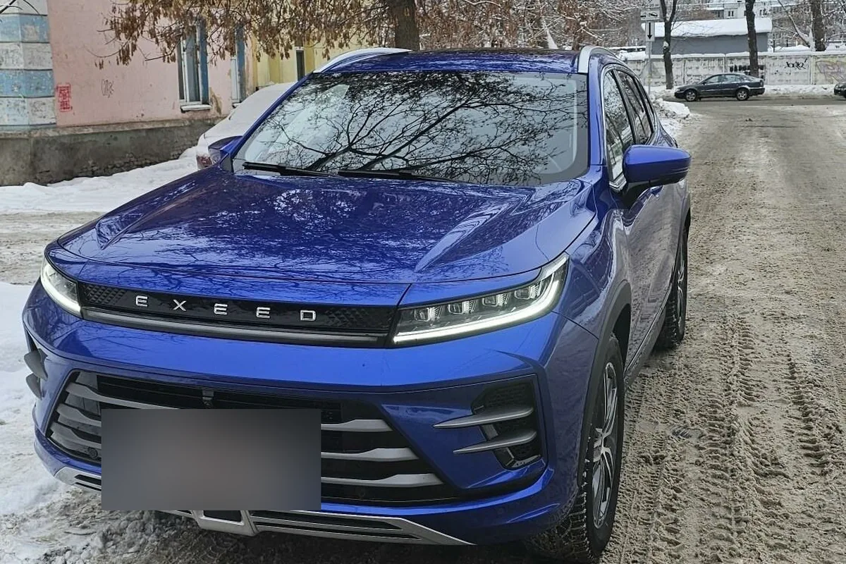 Синий рестайлинговый Exeed LX 2023 года на продаже