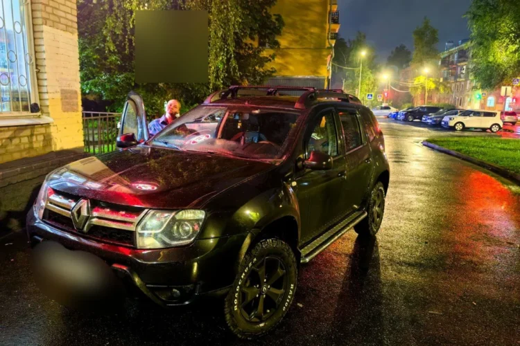 Renault Duster 1.6 4x4 с лифтом и AT-резиной