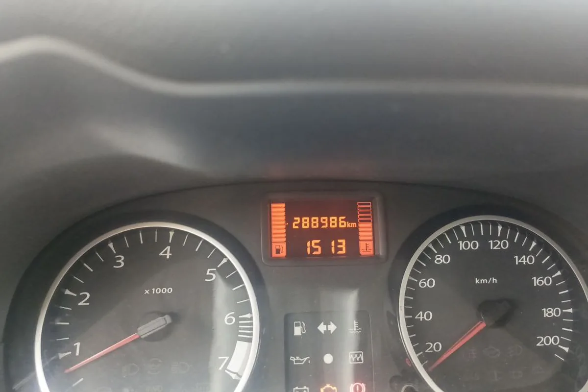 Пробег 288 986 км на приборке Renault Duster с F4R