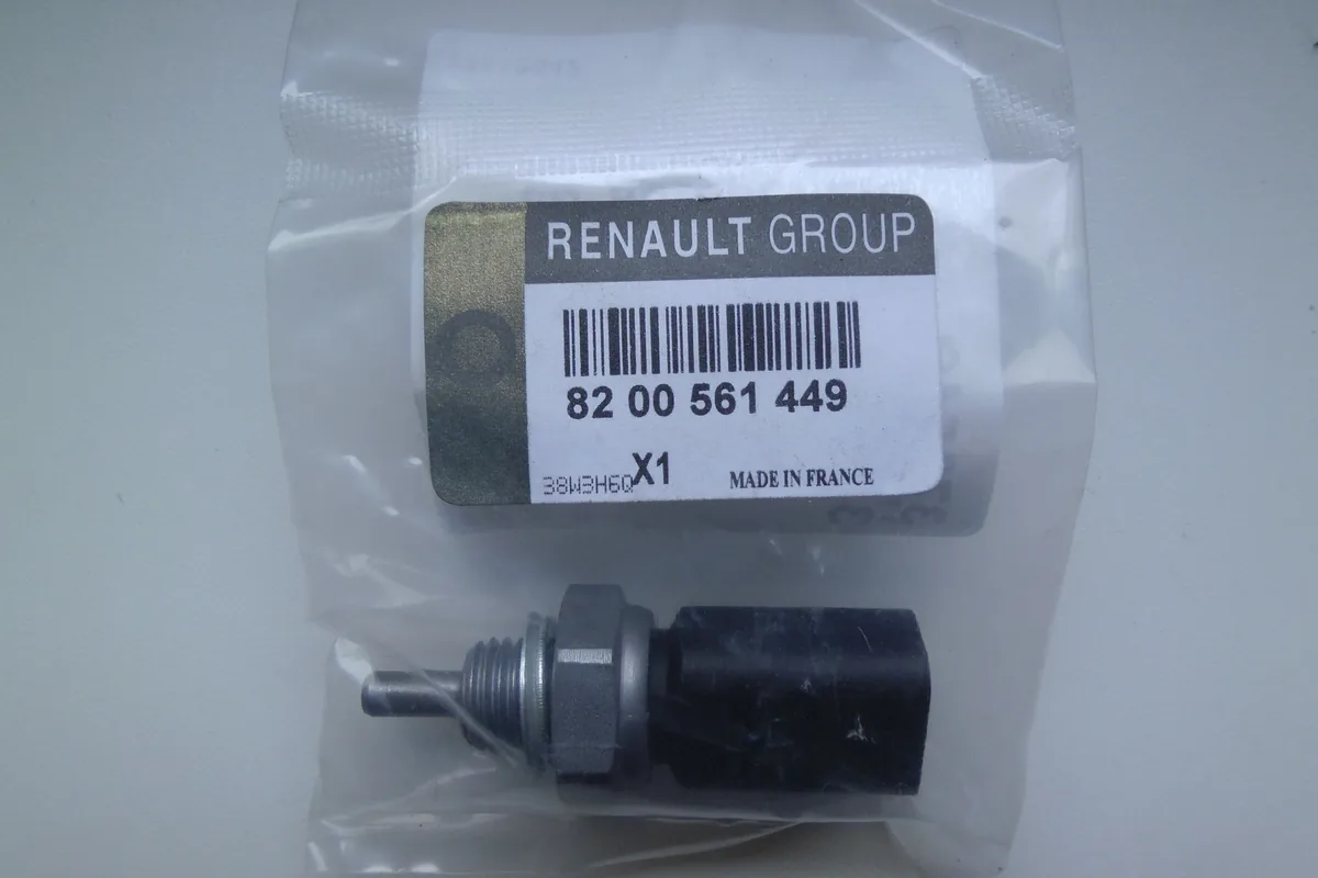 Датчик температуры Renault в упаковке