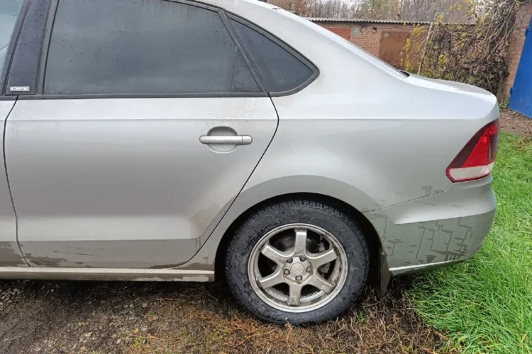 Заднее зимнее колесо 185/65 R15 на литье Volkswagen Polo седан