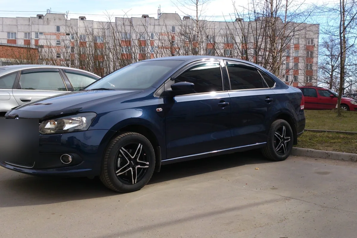 Volkswagen Polo седан 2014 года после капремонта мотора