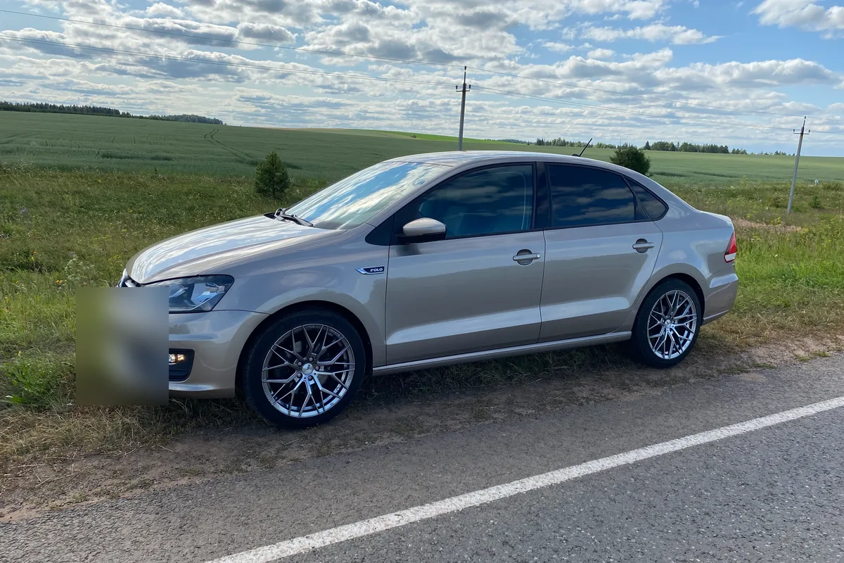 Volkswagen Polo седан рестайлинг на пружинах Lesjofors